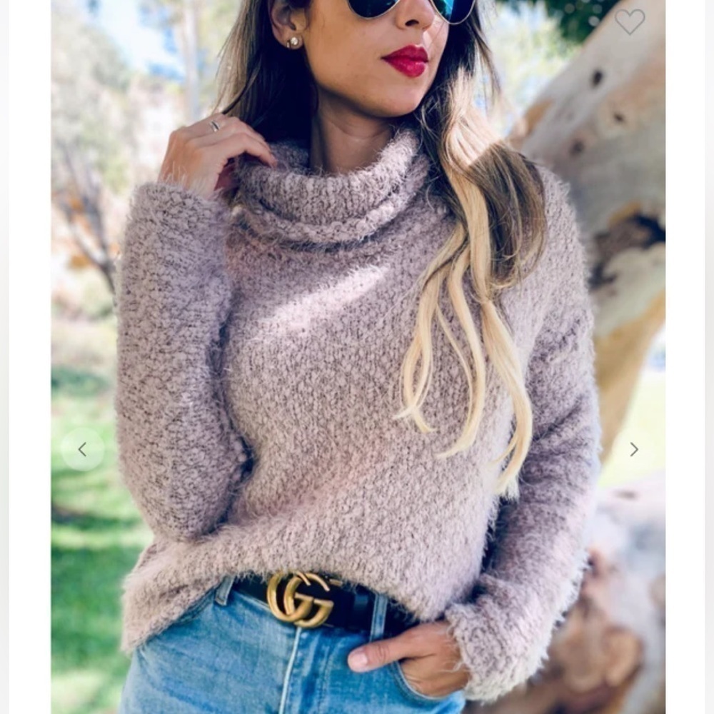 Abercrombie & Fitch Knit Turtleneck Sweater Size XXS